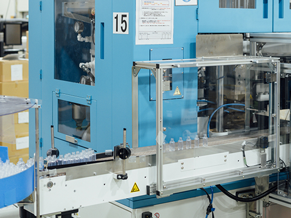 ブロー成形品のコンベア