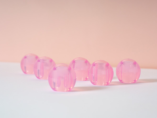 肉厚容器に適した樹脂「アイオノマー」を採用