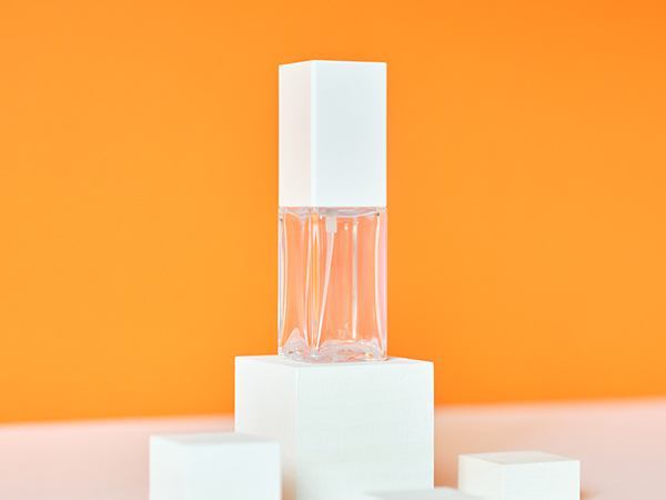 老舗プラスチックメーカーとして新しい価値を提案したい