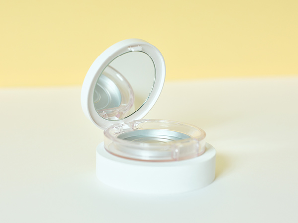 両面テープを切断して貼り合わせる作業の生産性を高めたい