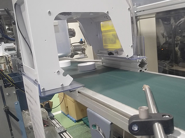 分断された工程を一つに社内開発で実現した一貫生産ユニット