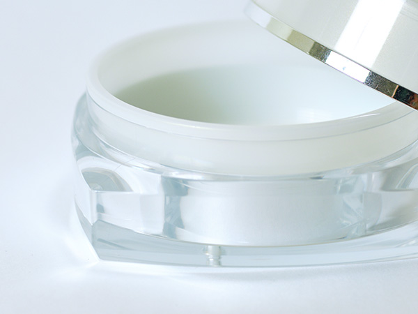 肉厚が不均一な複雑形状