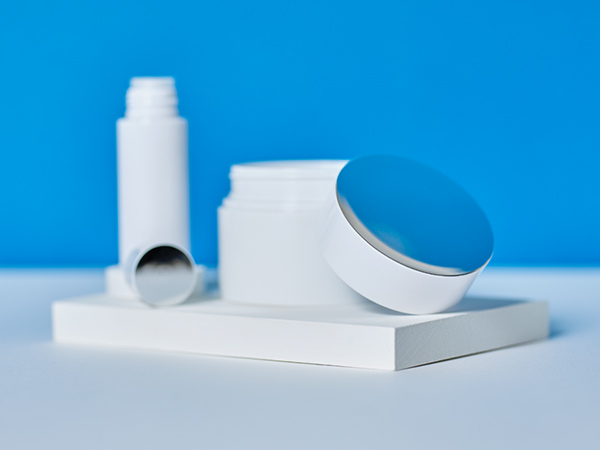 多品種少量生産に対応する柔軟性内製開発が支える品質とスピード