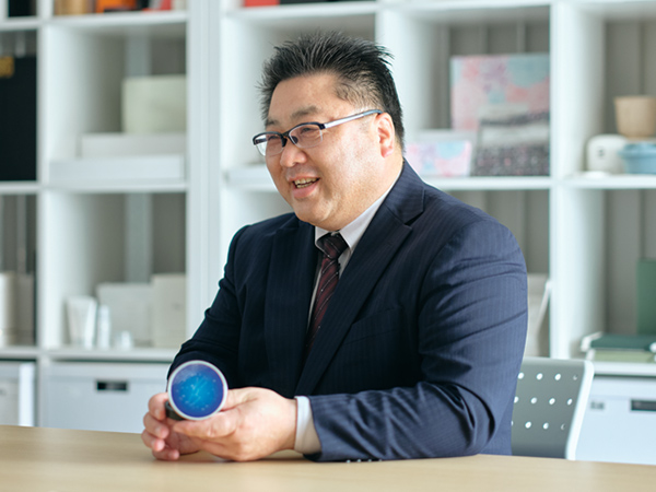 代表取締役社長 尾形 淳